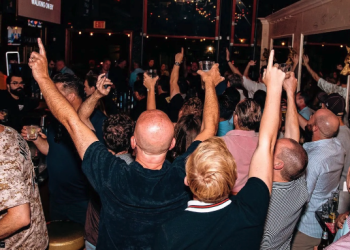 일산 에서의 독특한 경험 전용 장소에서 카라오케와 여성의 환대를 즐기세요